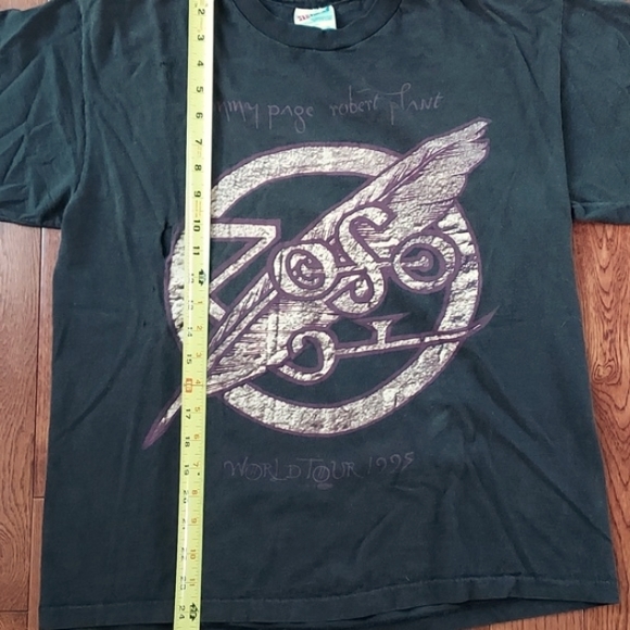 Vintage 1995 Jimmy Page Robert Plant Concert Tee - Picture 10 of 11